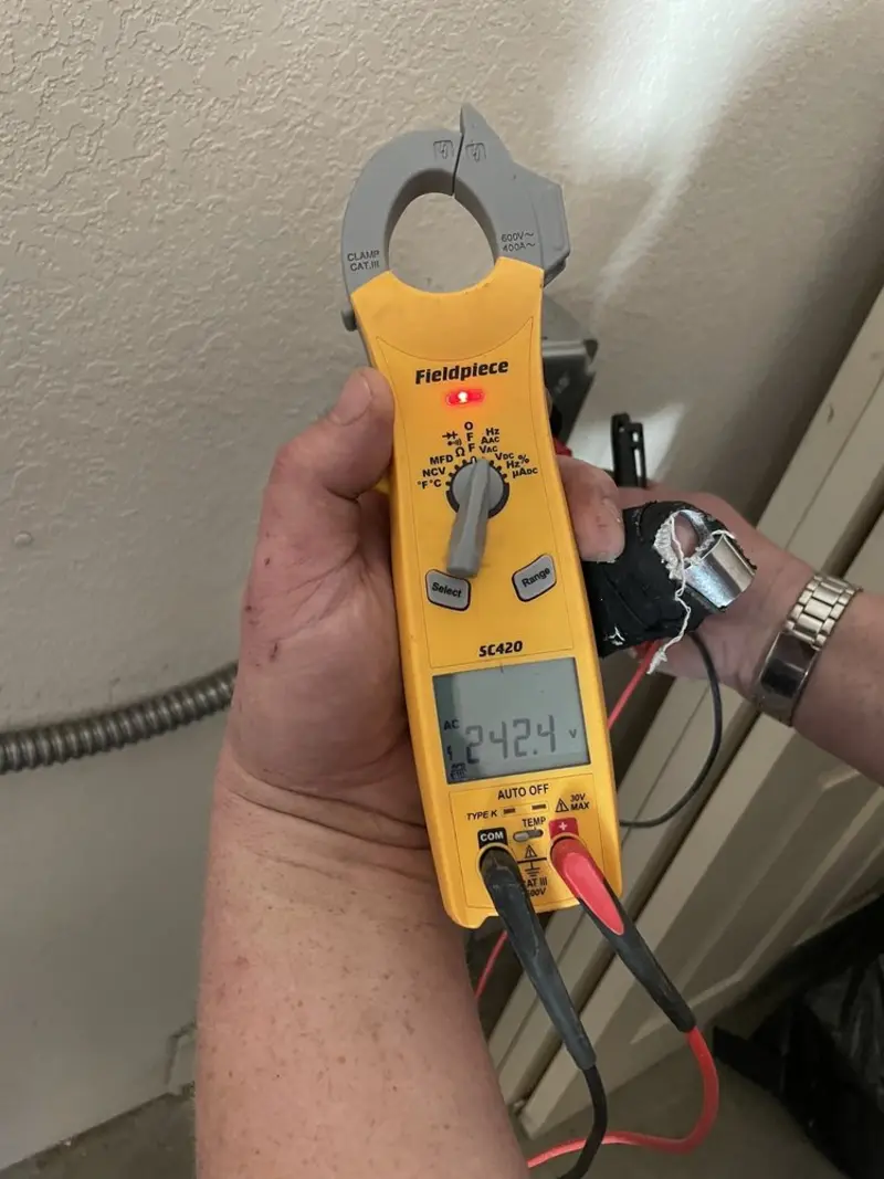 Voltage testing with clamp meter during Aluminum Wiring Replacement in Jefferson